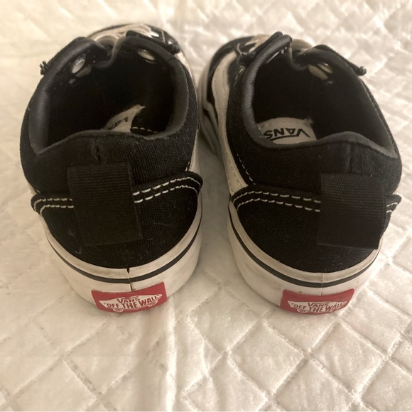Vans Toddler size 6 Black & White EUC - Picture 5 of 9